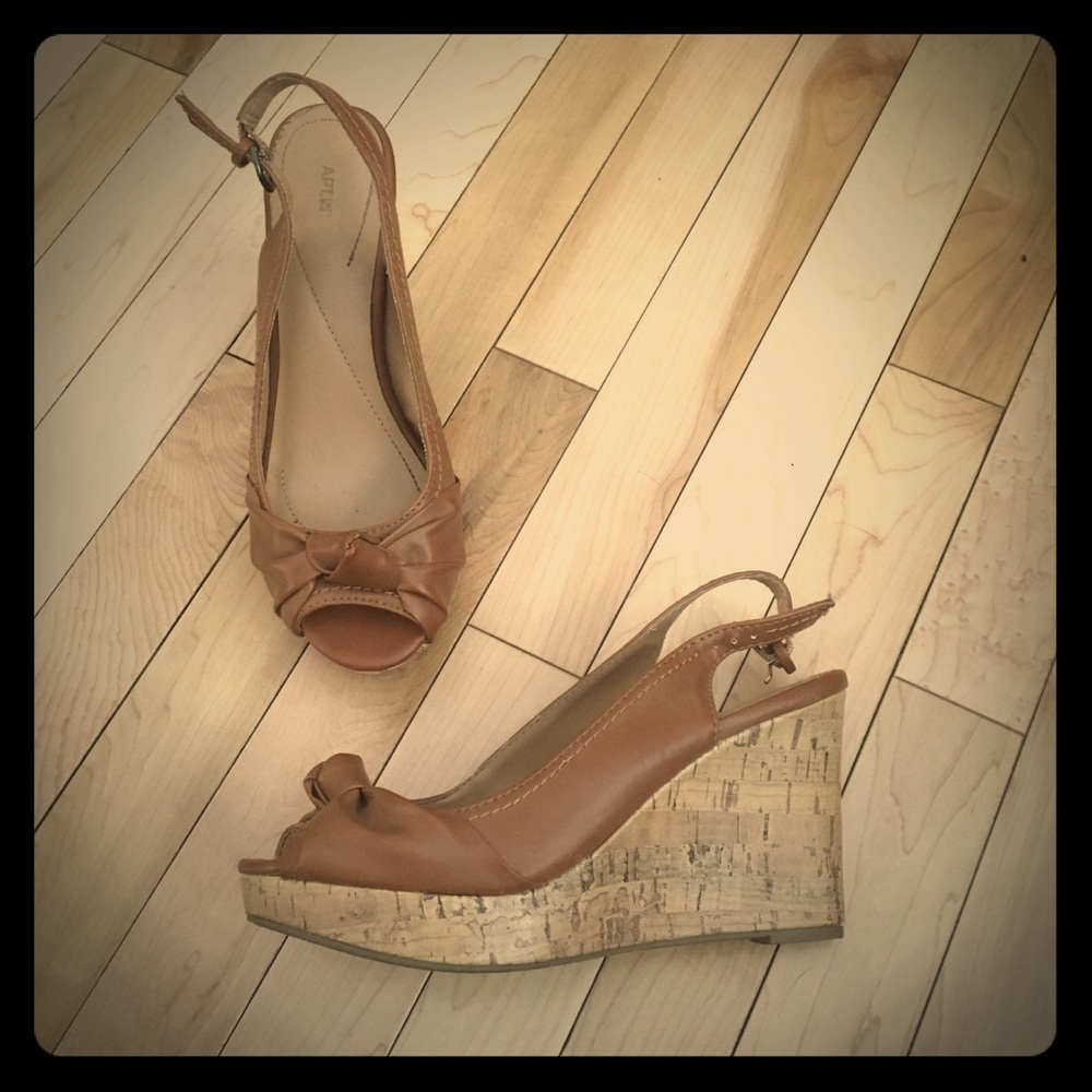Women’s wedge heels